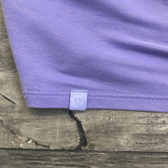 Lululemon athletic women Lavender Long Sleeve Top size 0/2 - Picture 8 of 8
